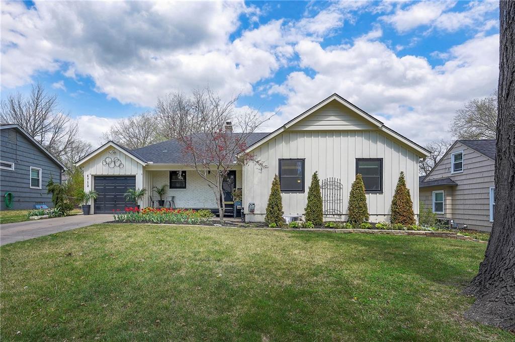 Listing Photo MLS #HMS2612726