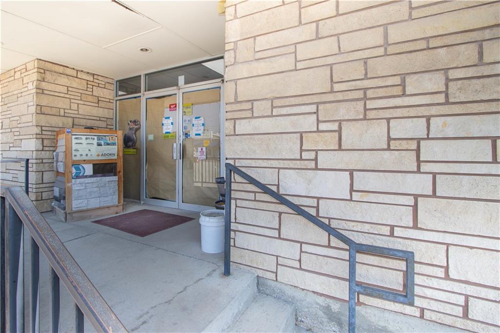 Listing Photo MLS #HMS2612890