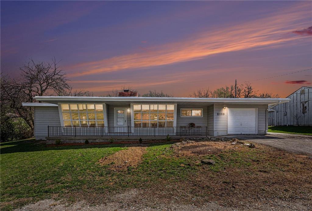 Listing Photo MLS #HMS2612891