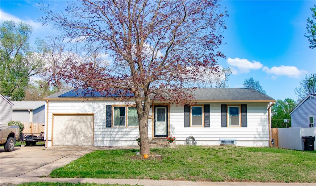 Listing Photo MLS #HMS2613133