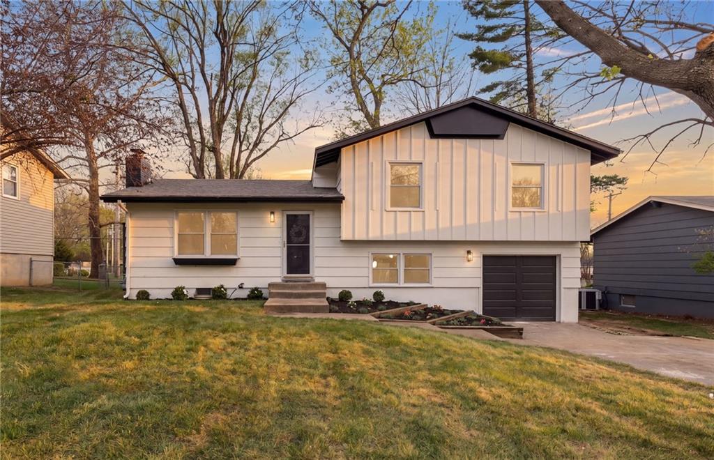 Listing Photo MLS #HMS2613231