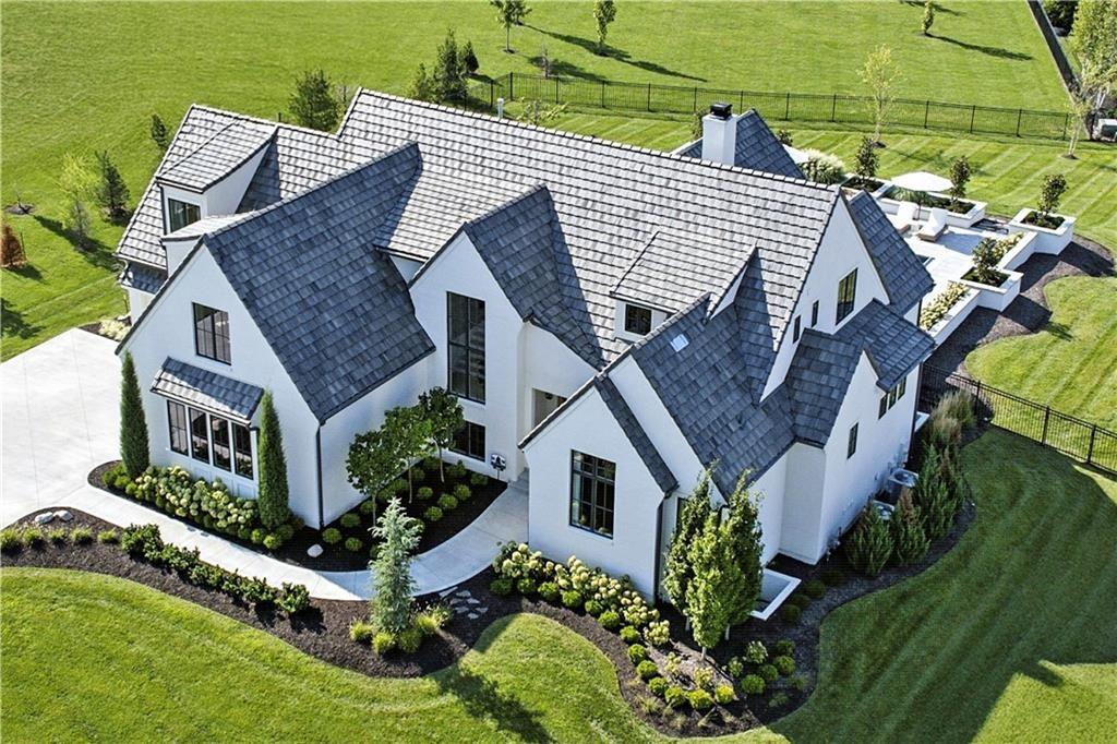 Listing Photo MLS #HMS2613244