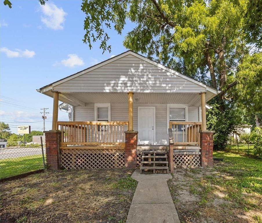 Listing Photo MLS #HMS2613271