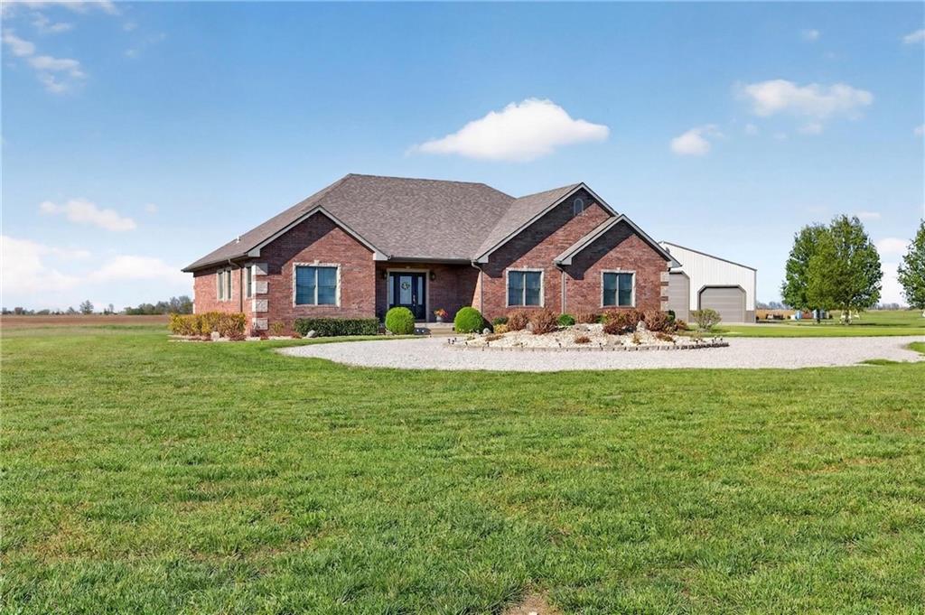 Listing Photo MLS #HMS2613291