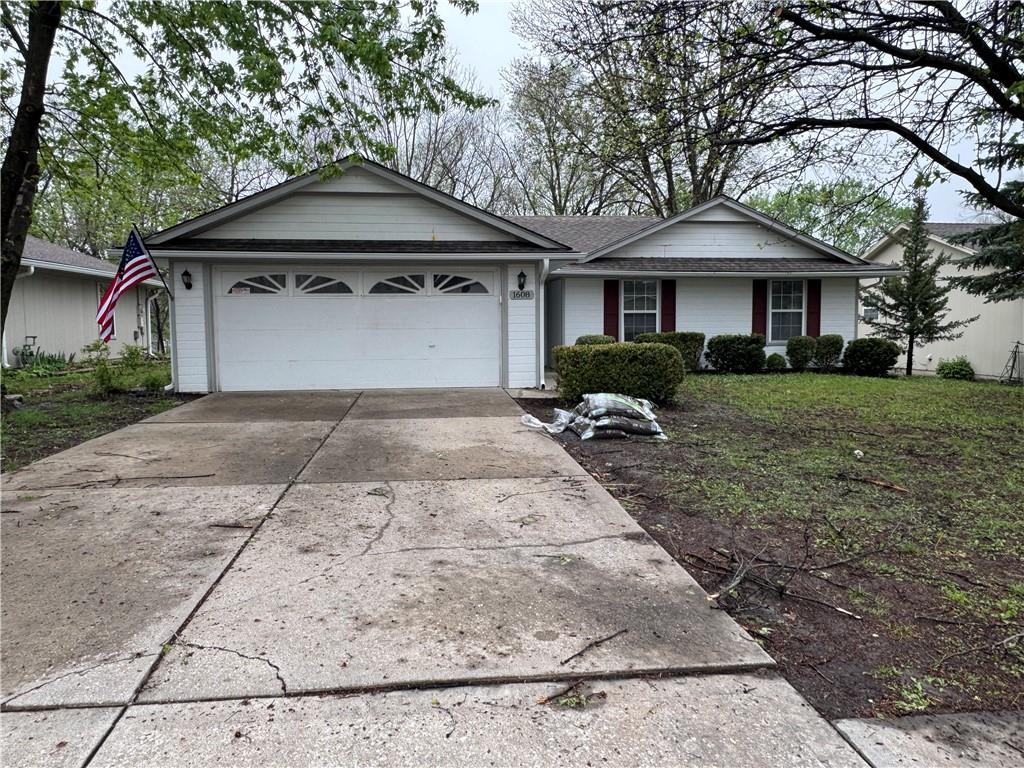 Listing Photo MLS #HMS2613517