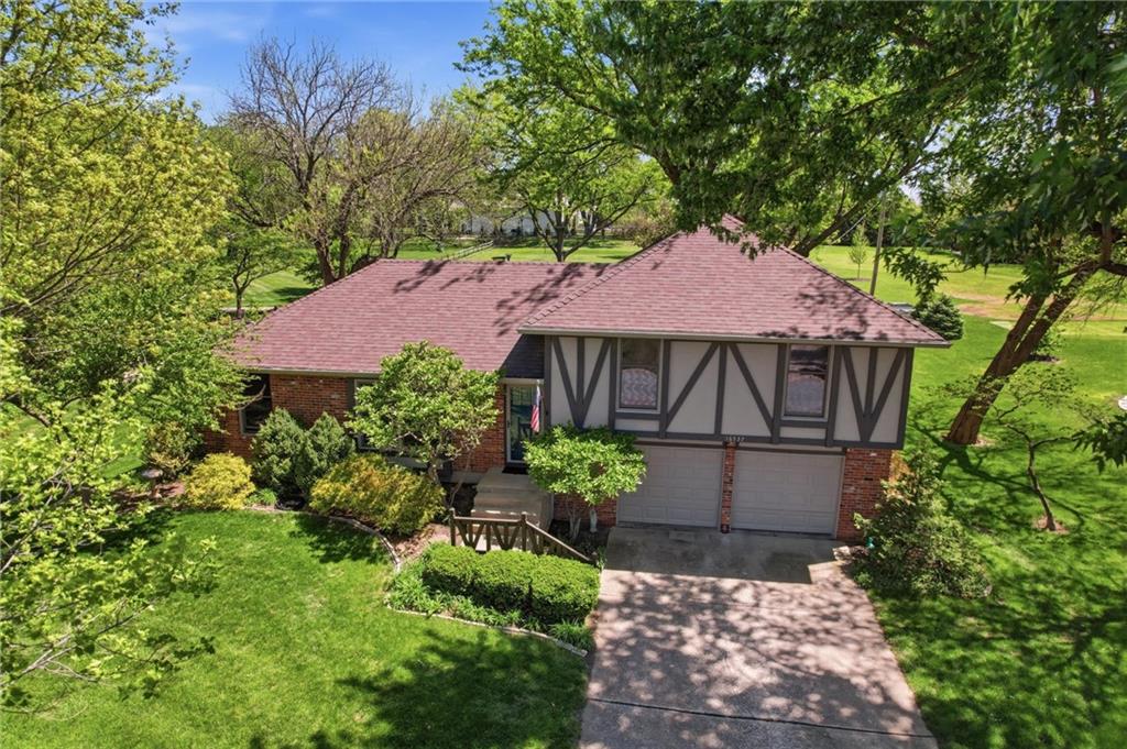 Listing Photo MLS #HMS2613606
