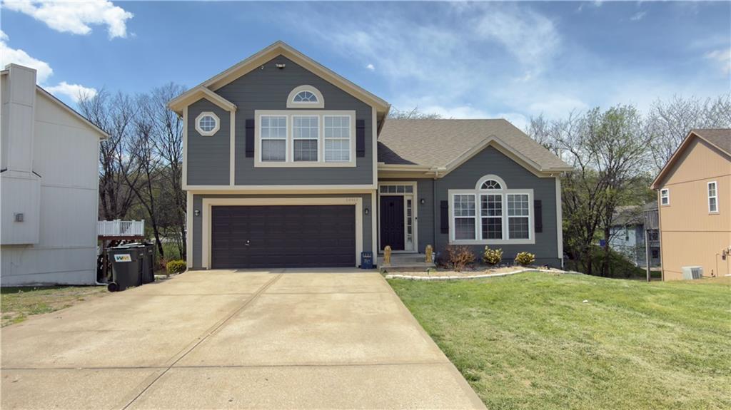 Listing Photo MLS #HMS2613945