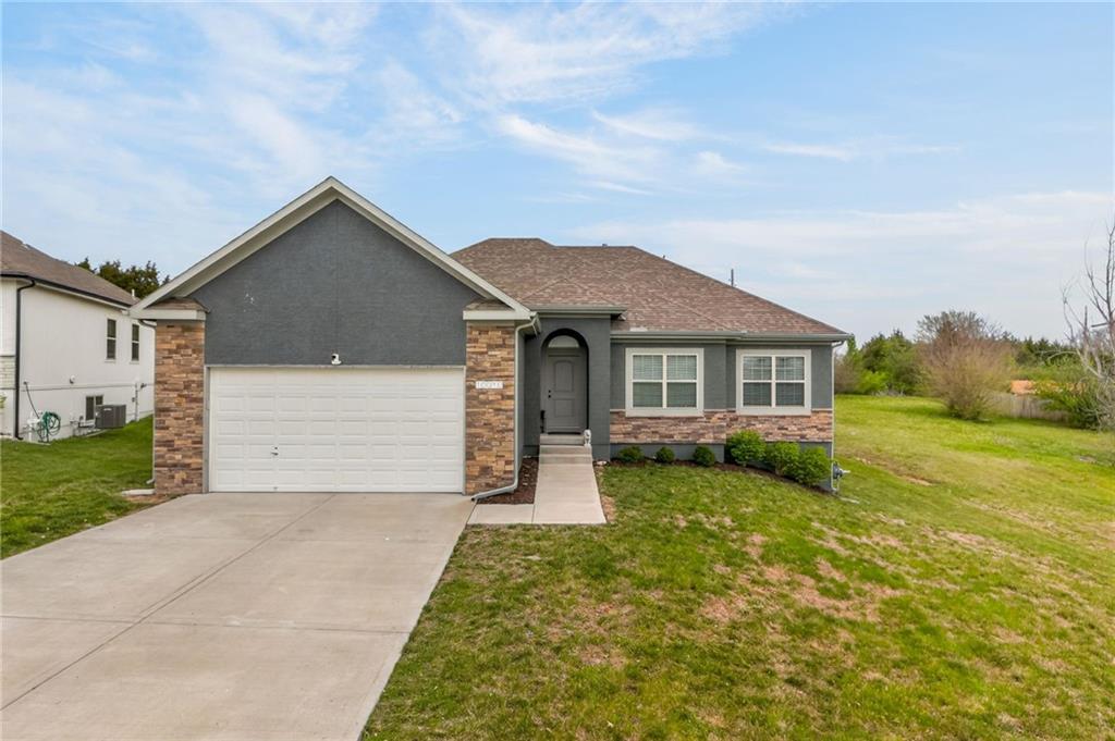 Listing Photo MLS #HMS2614014