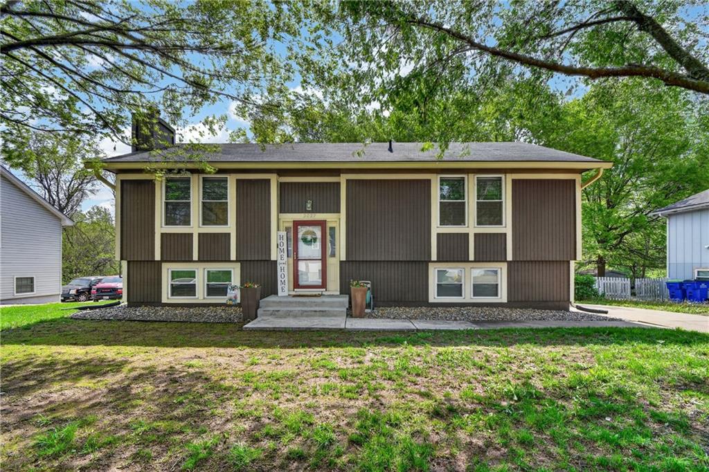 Listing Photo MLS #HMS2614015