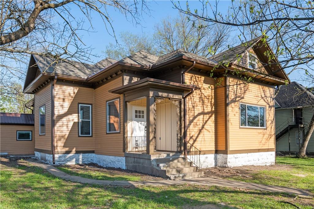 Listing Photo MLS #HMS2614241