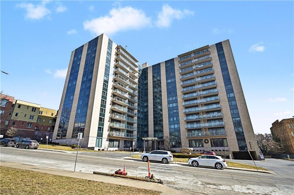 Listing Photo MLS #HMS2614323