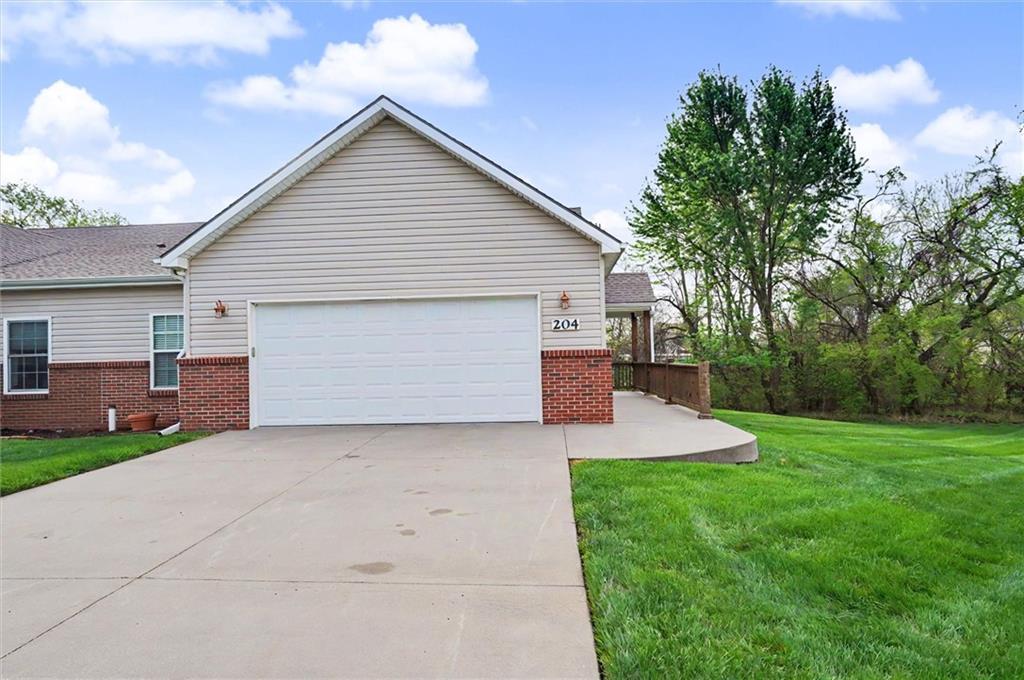 Listing Photo MLS #HMS2614340