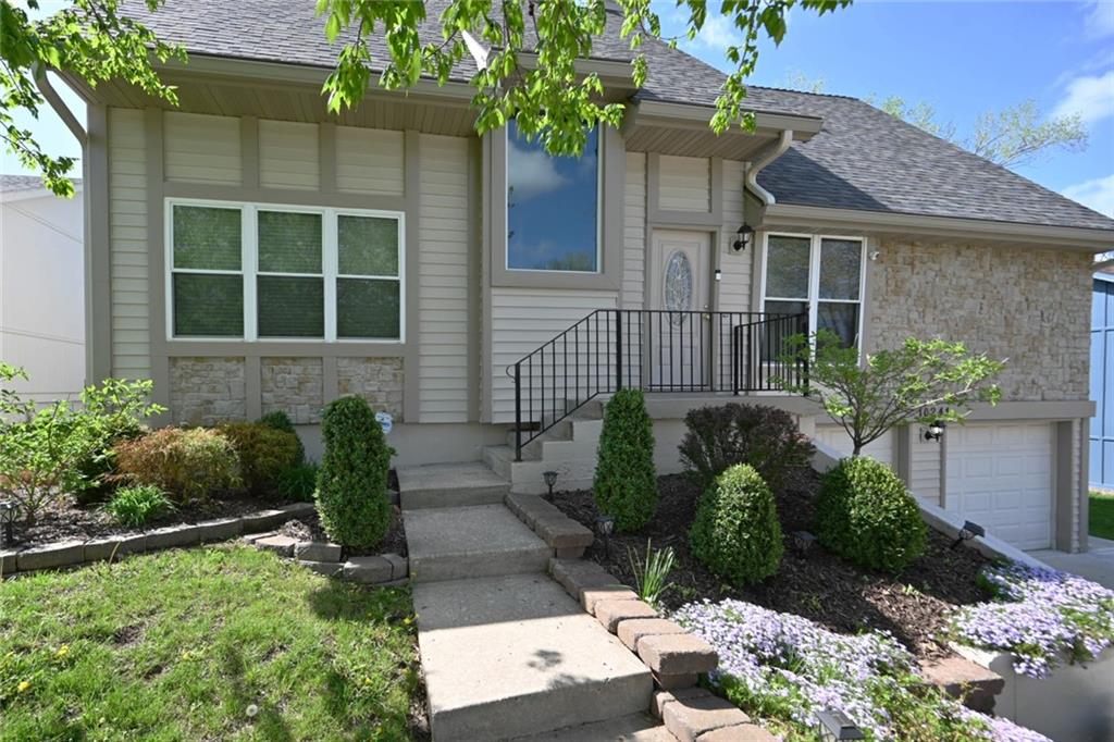 Listing Photo MLS #HMS2614360