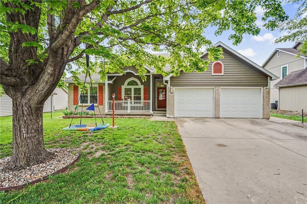 Listing Photo MLS #HMS2614438