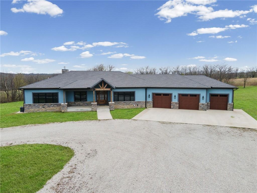 Listing Photo MLS #HMS2615008