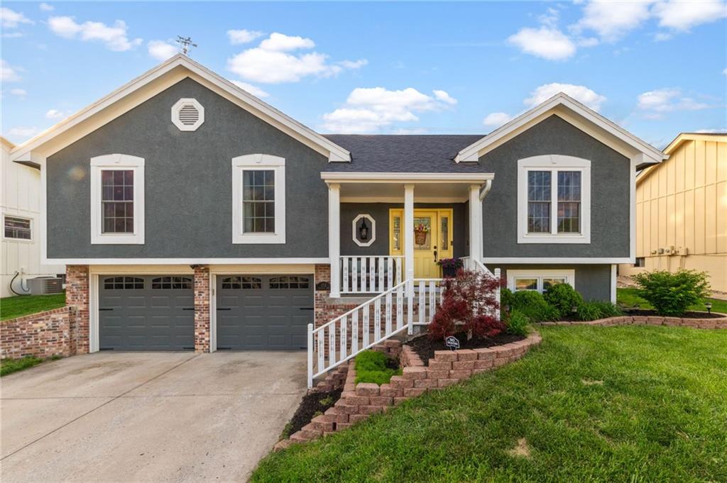 Listing Photo MLS #HMS2615538