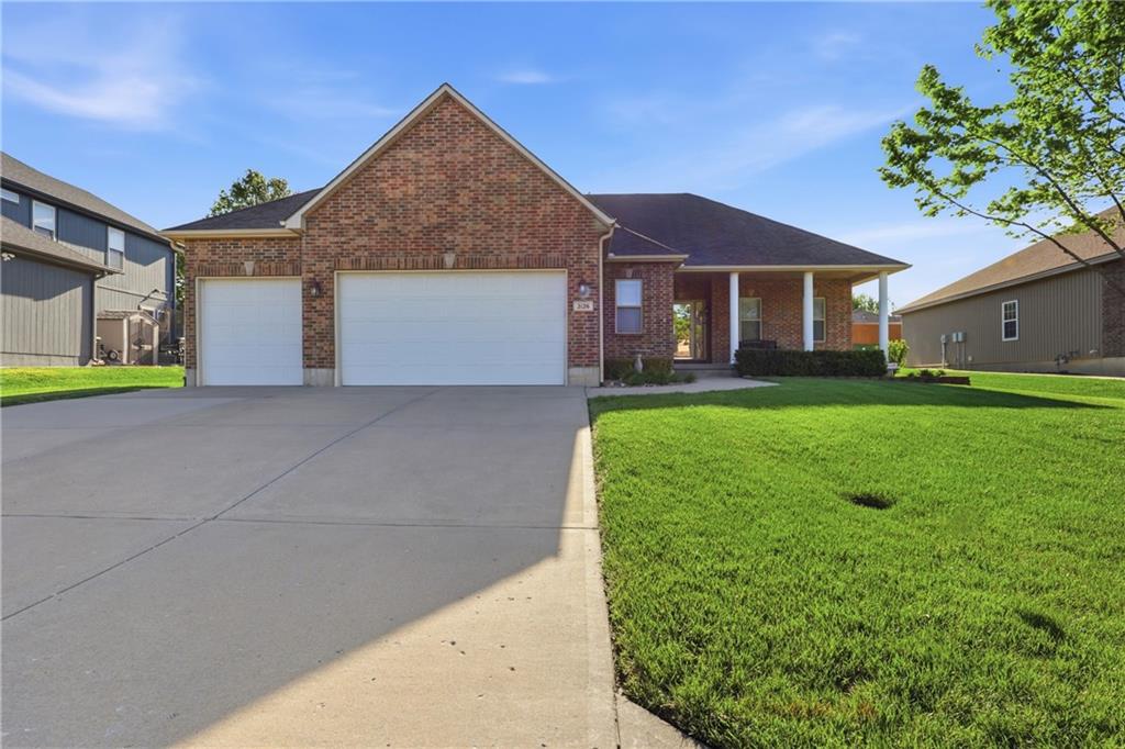 Listing Photo MLS #HMS2615669