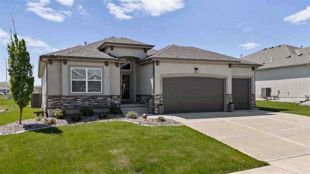 Listing Photo MLS #HMS2615684
