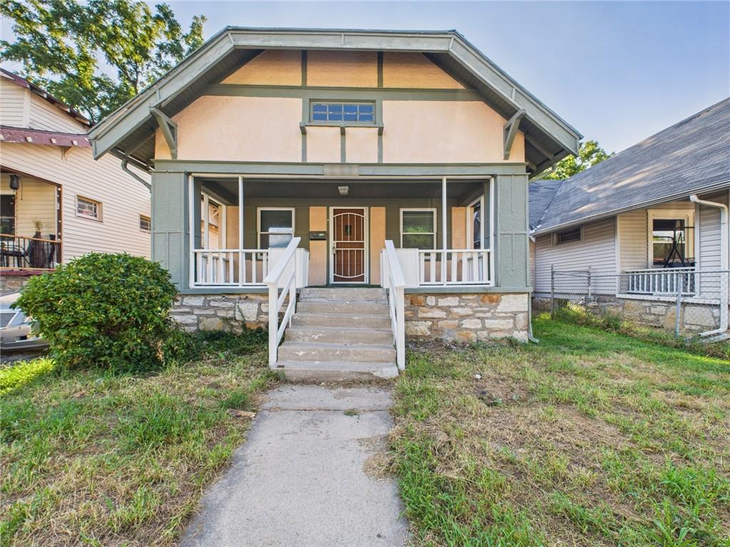 Listing Photo MLS #HMS2615750