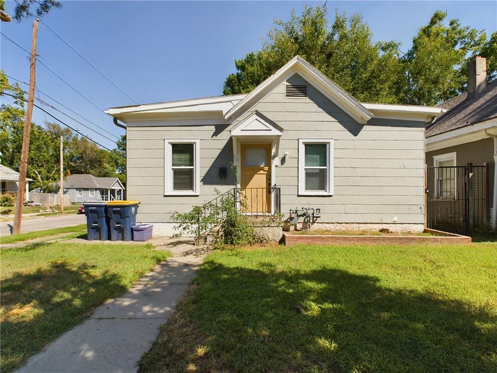 Listing Photo MLS #HMS2615763