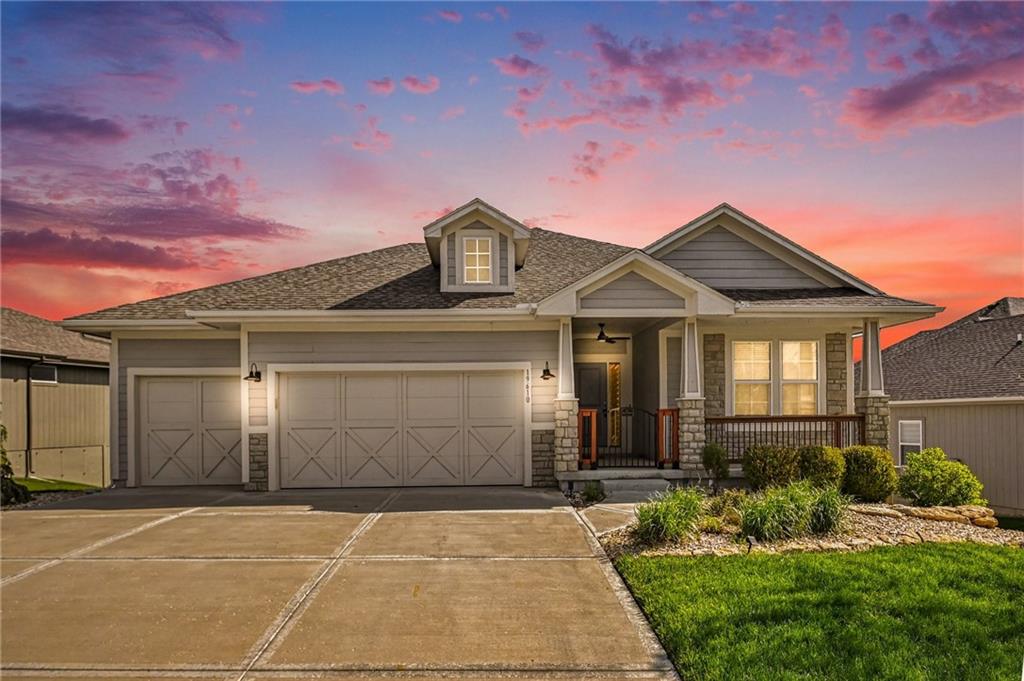 Listing Photo MLS #HMS2616113