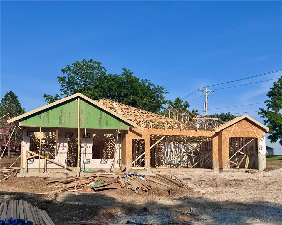 Listing Photo MLS #HMS2616272