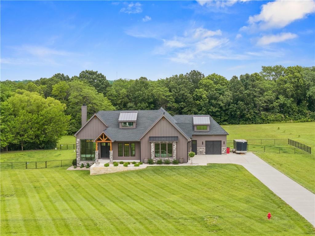 Listing Photo MLS #HMS2616924