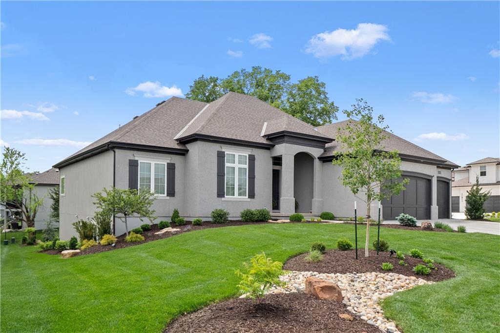 Listing Photo MLS #HMS2616928