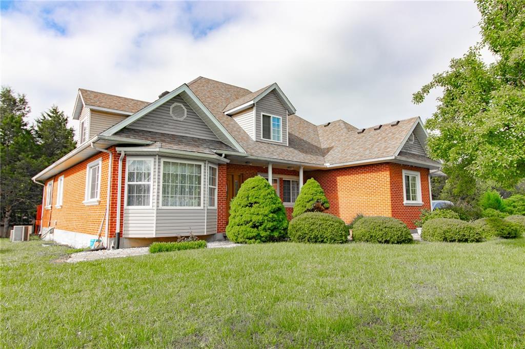 Listing Photo MLS #HMS2617370