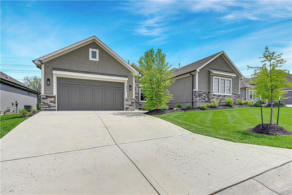 Listing Photo MLS #HMS2617595