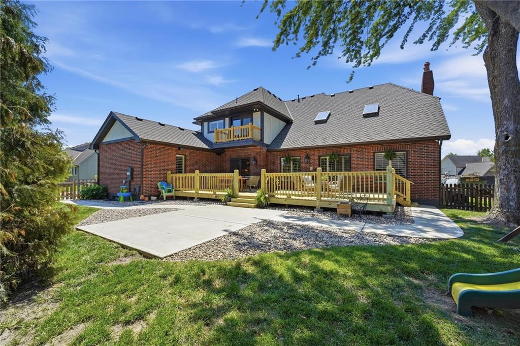 Listing Photo MLS #HMS2618031
