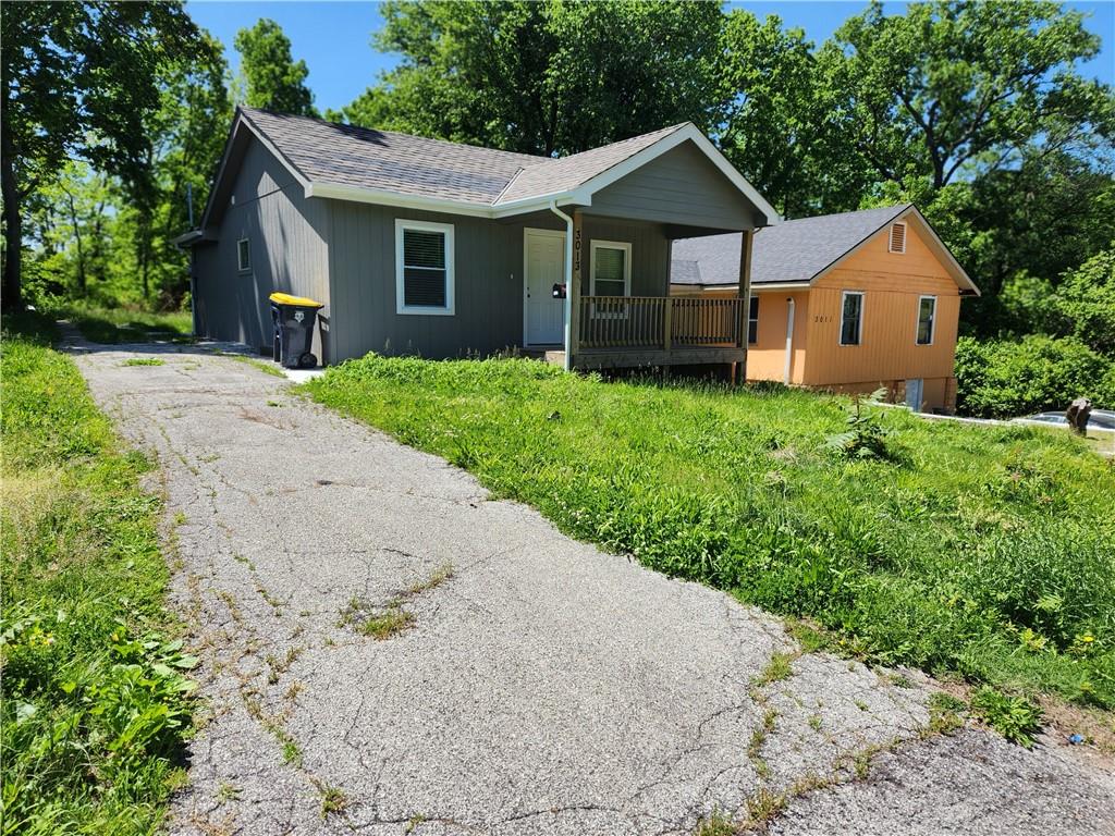 Listing Photo MLS #HMS2618230