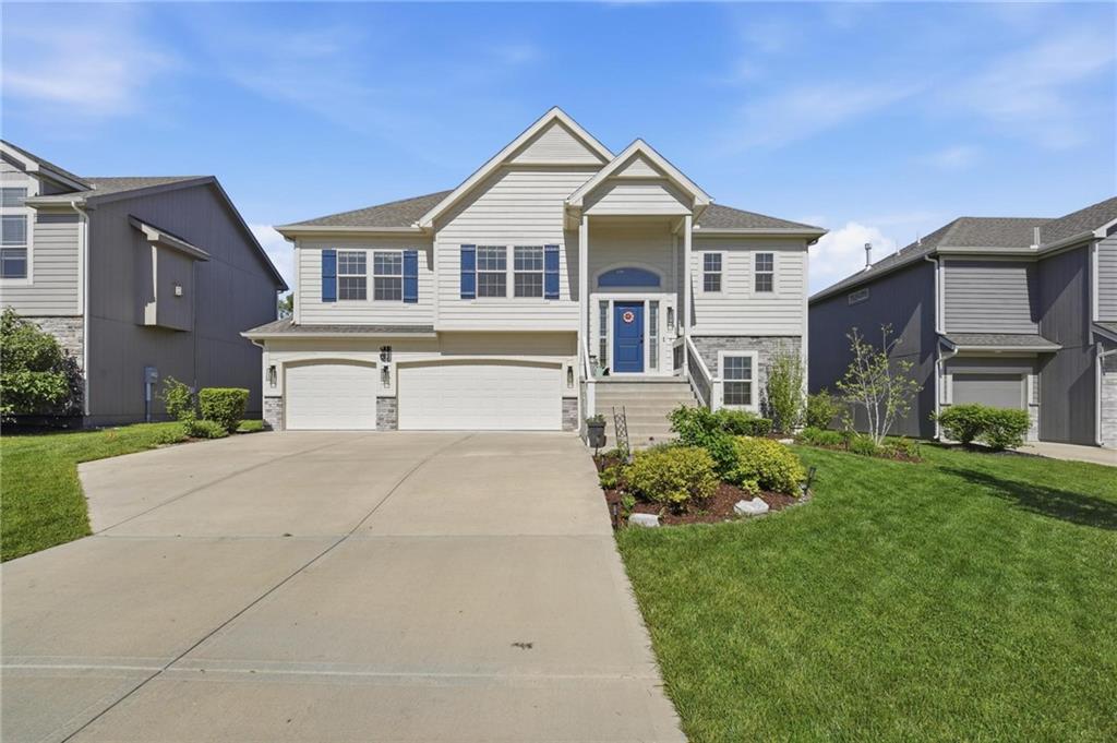 Listing Photo MLS #HMS2618268