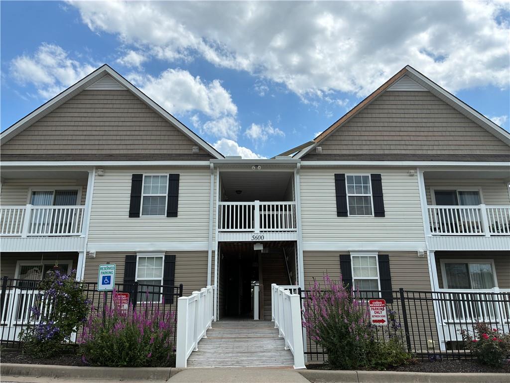 Listing Photo MLS #HMS2618494