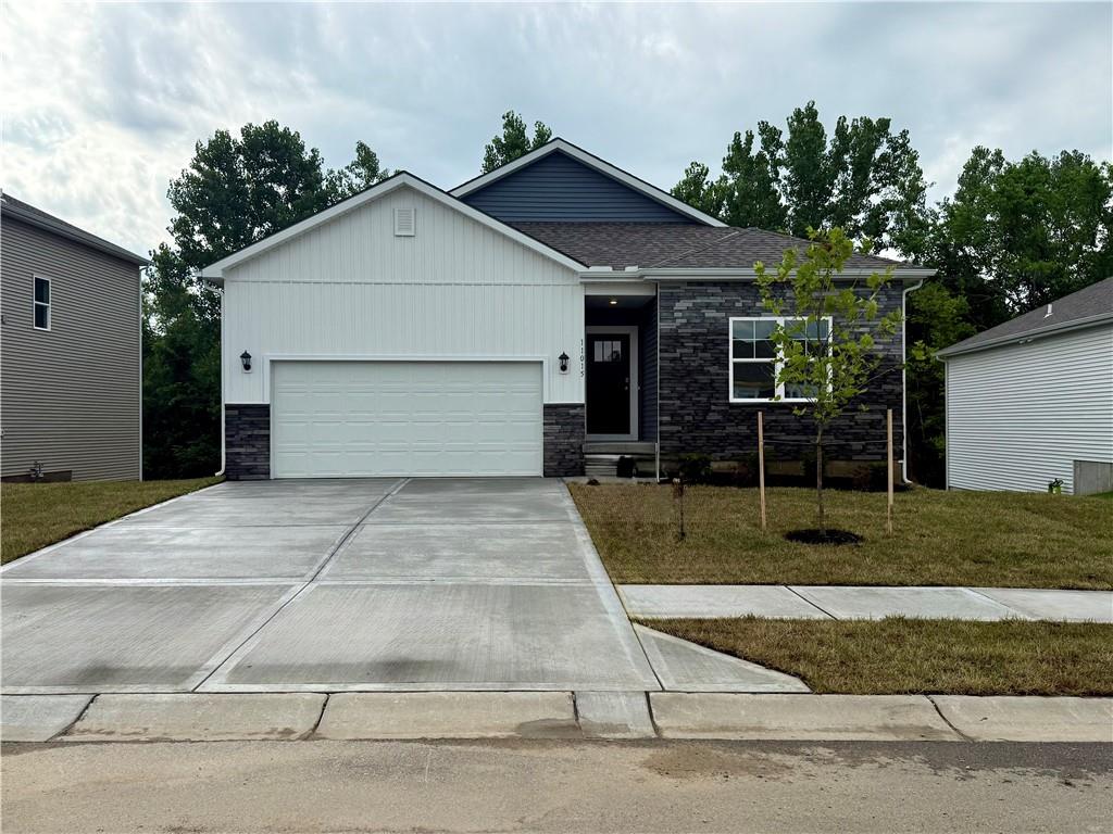 Listing Photo MLS #HMS2618904