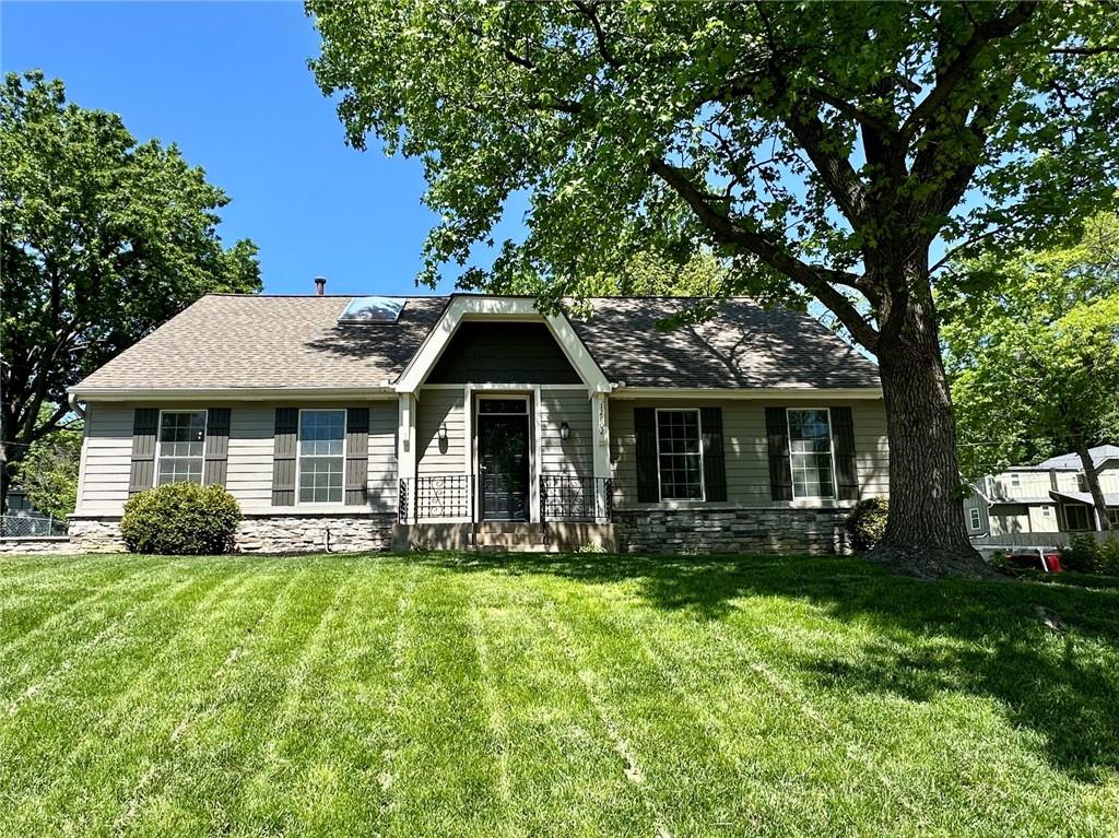 Listing Photo MLS #HMS2618939