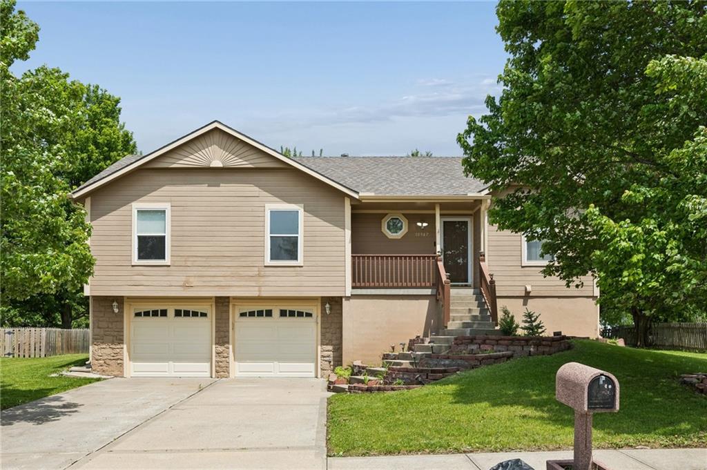 Listing Photo MLS #HMS2620026