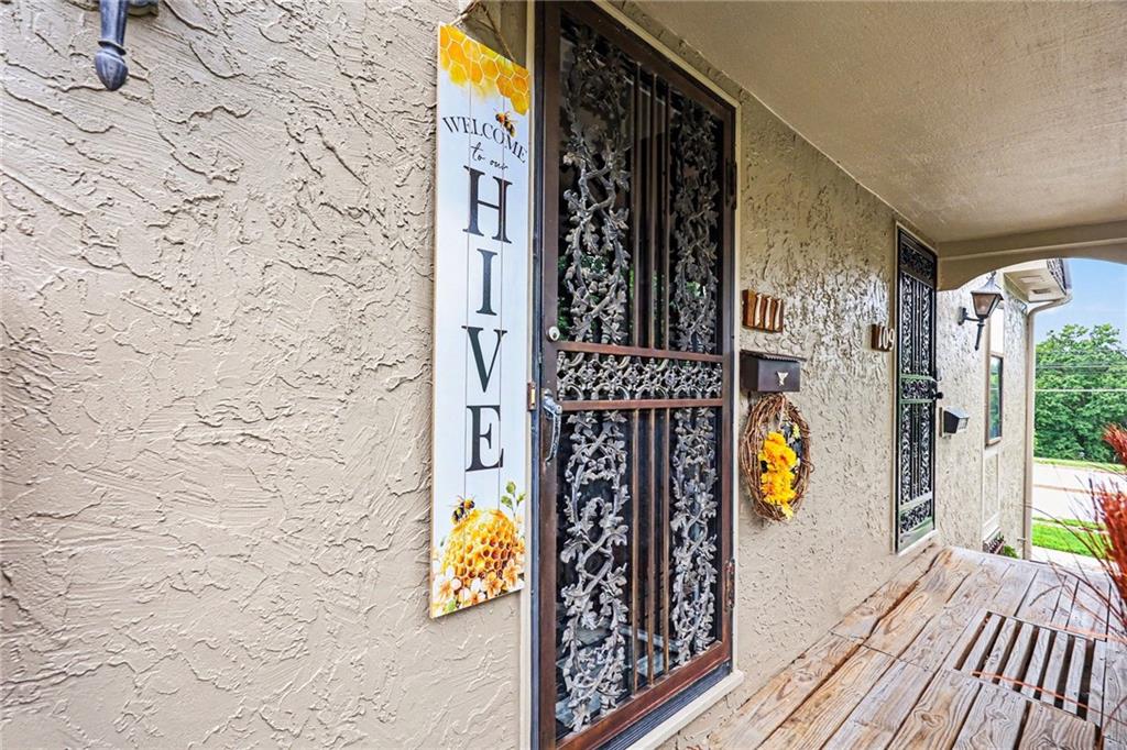 Listing Photo MLS #HMS2620385