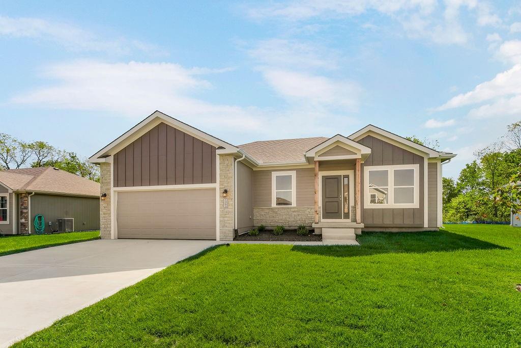 Listing Photo MLS #HMS2620436