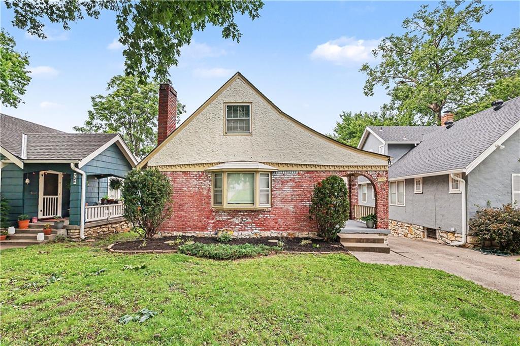 Listing Photo MLS #HMS2620460