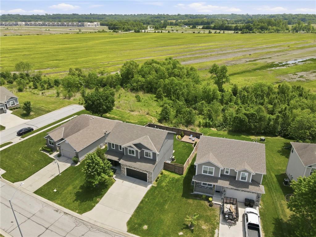 Listing Photo MLS #HMS2620587