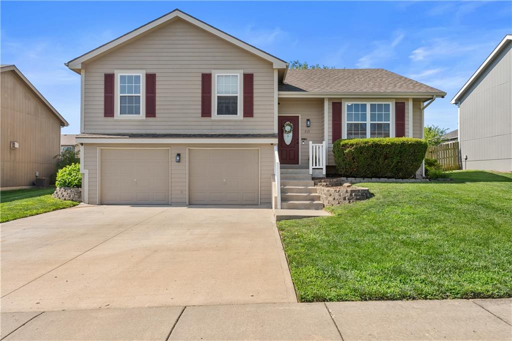 Listing Photo MLS #HMS2621294