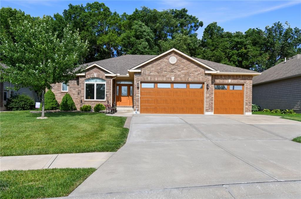 Listing Photo MLS #HMS2621371