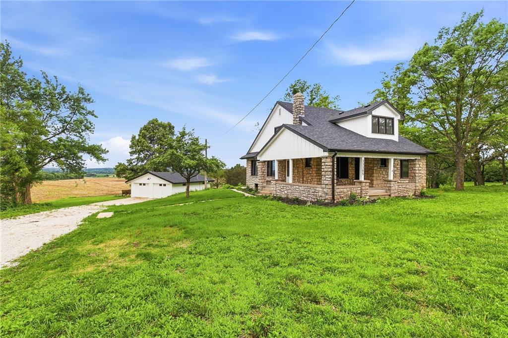 Listing Photo MLS #HMS2621435