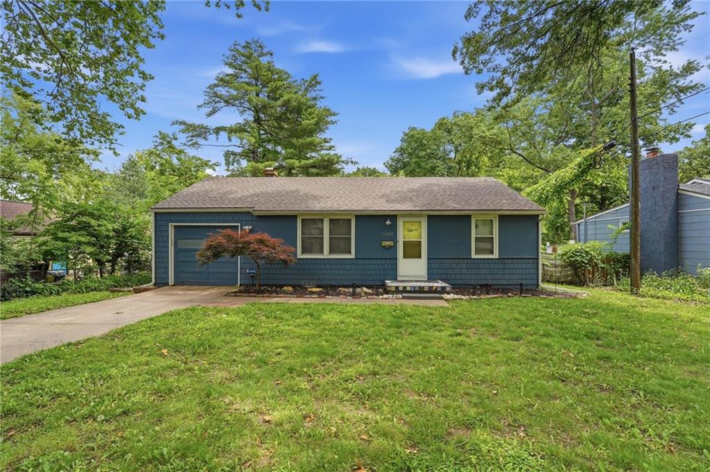 Listing Photo MLS #HMS2621450