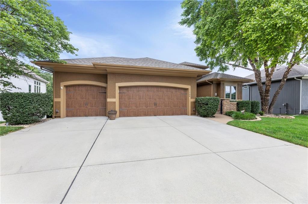 Listing Photo MLS #HMS2621595
