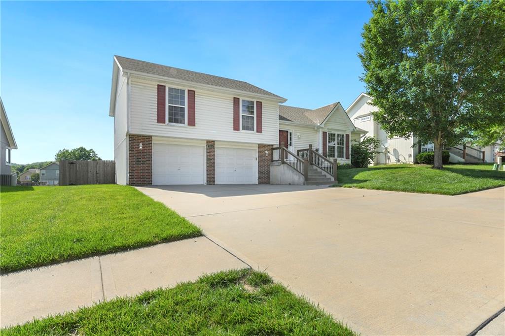 Listing Photo MLS #HMS2621700