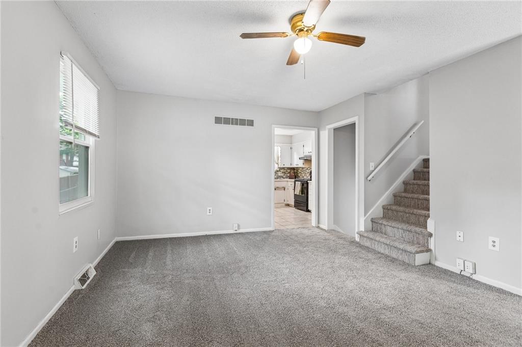 Listing Photo MLS #HMS2621978