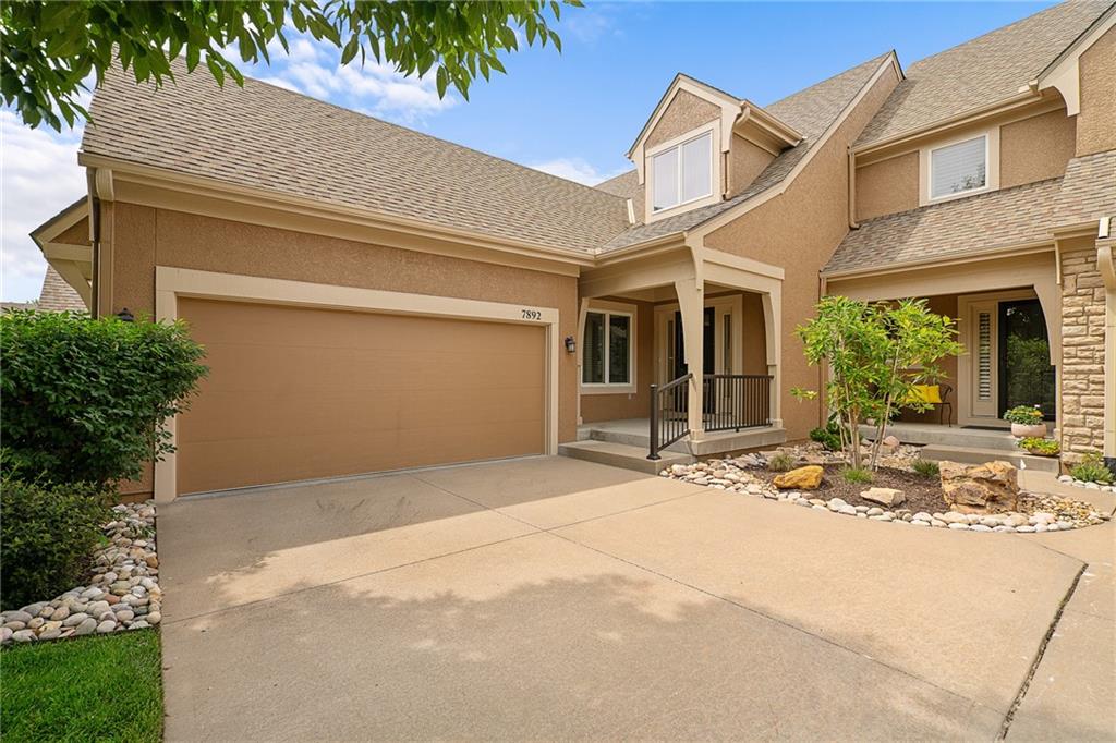 Listing Photo MLS #HMS2622124