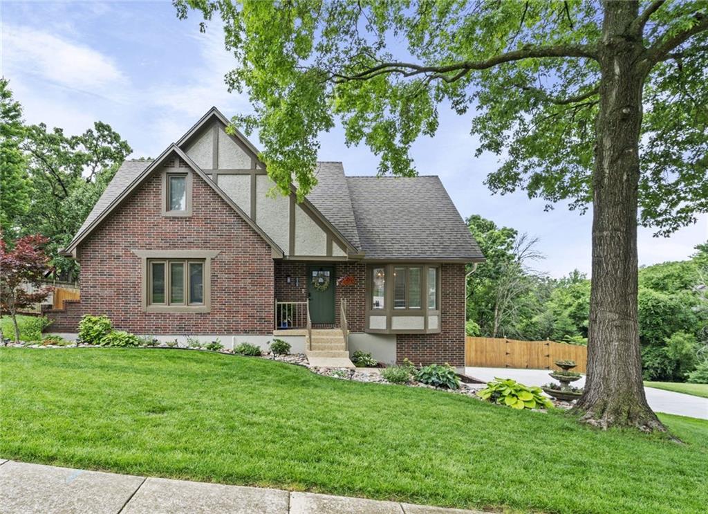 Listing Photo MLS #HMS2622912